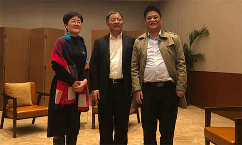 镇江市市长张叶飞接见雷火·竞技电竞网站董事长杨冰之一行