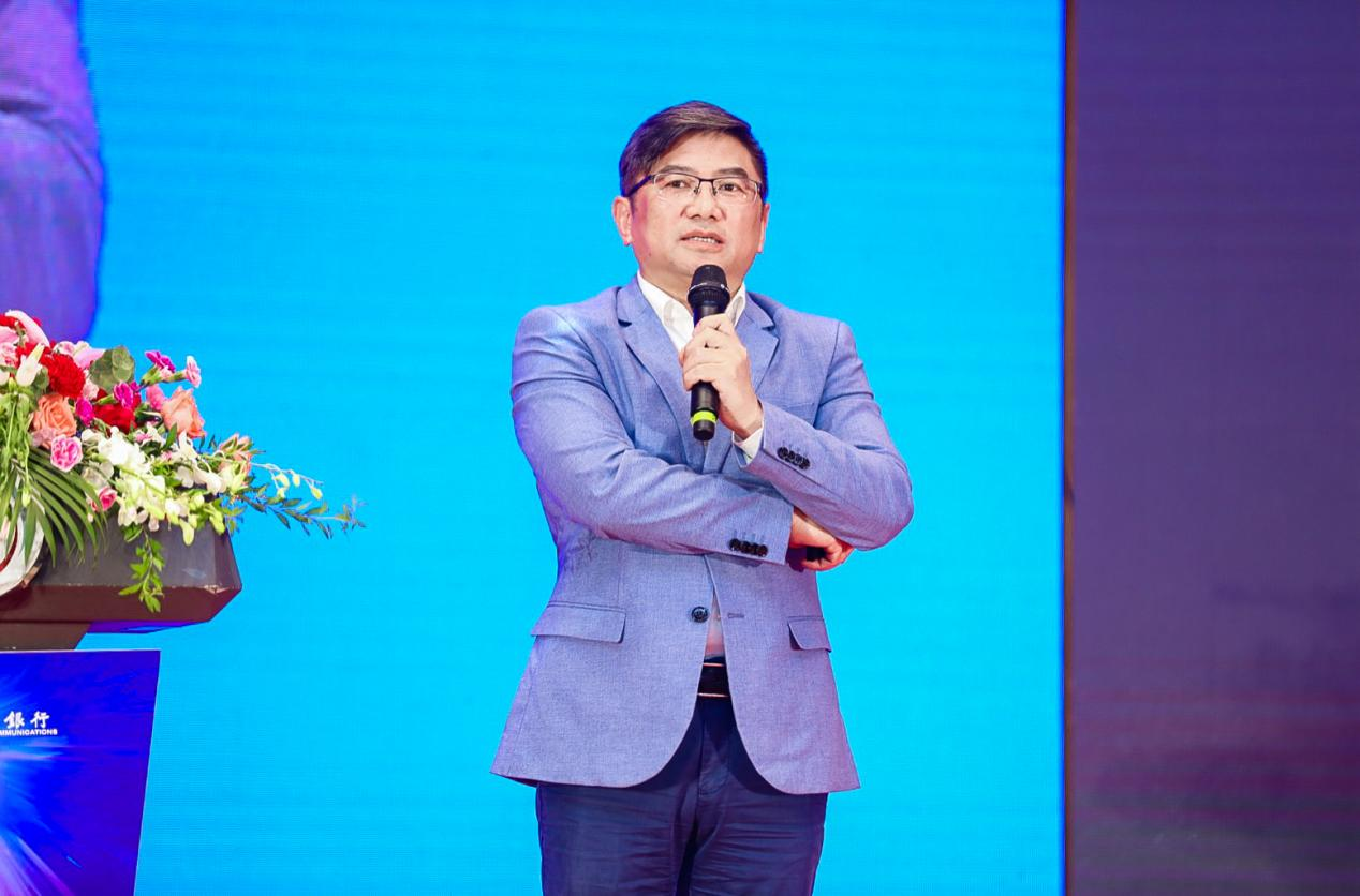 吴余龙：超级集成与超级App——基于北斗网格码的城市时空服务与价值逻辑